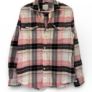 American Eagle Outfitters Pink and Black Plaid Flannel